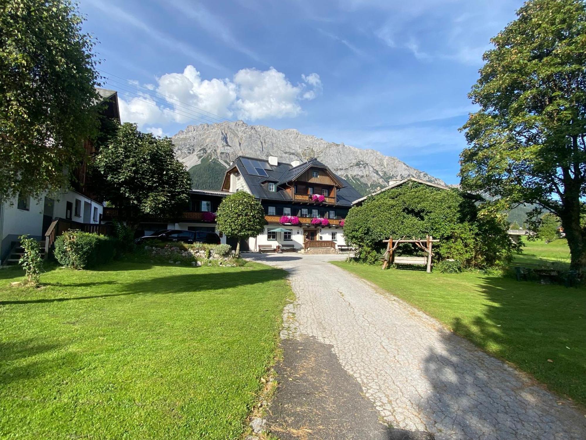 Ferienwohnung Bauernhof Helpferer Ramsau am Dachstein Exterior foto